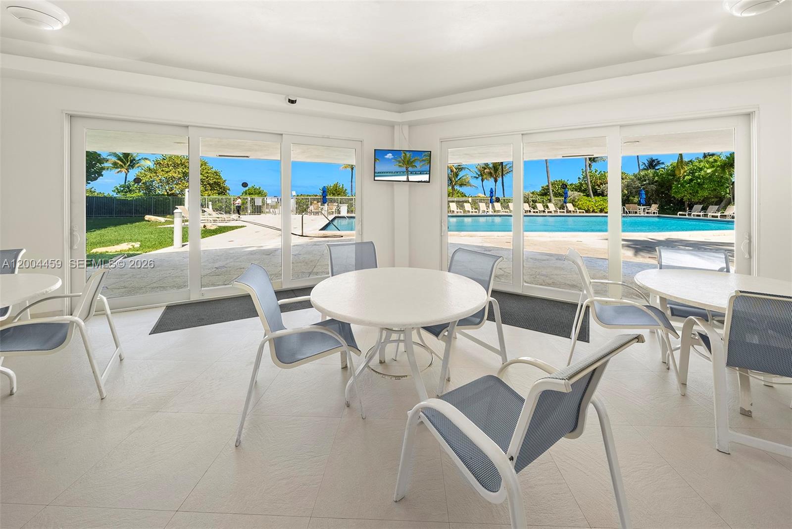 MAR-AZUL CONDO - Residential