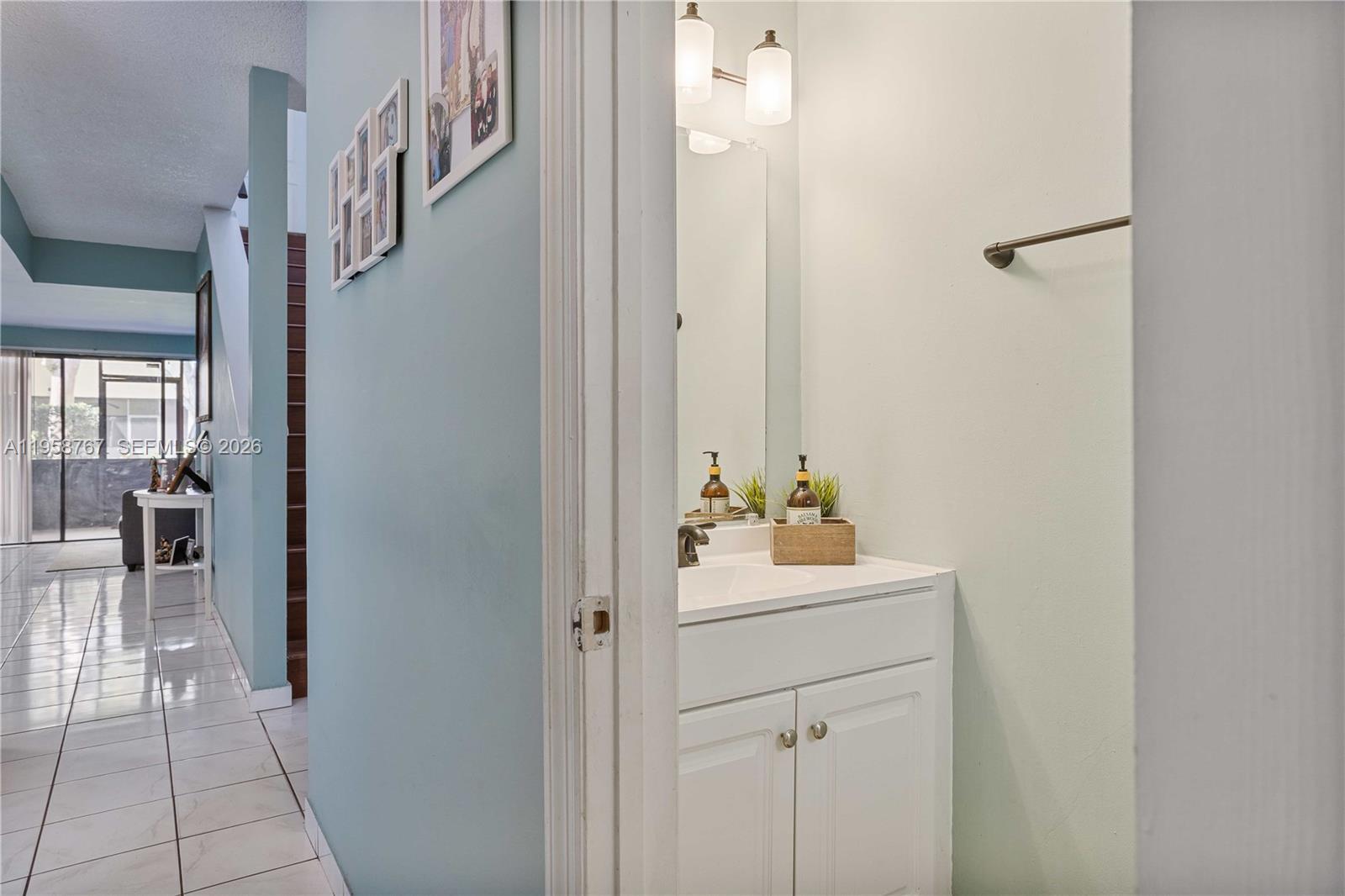 SPRINGTREE LAKES - Residential