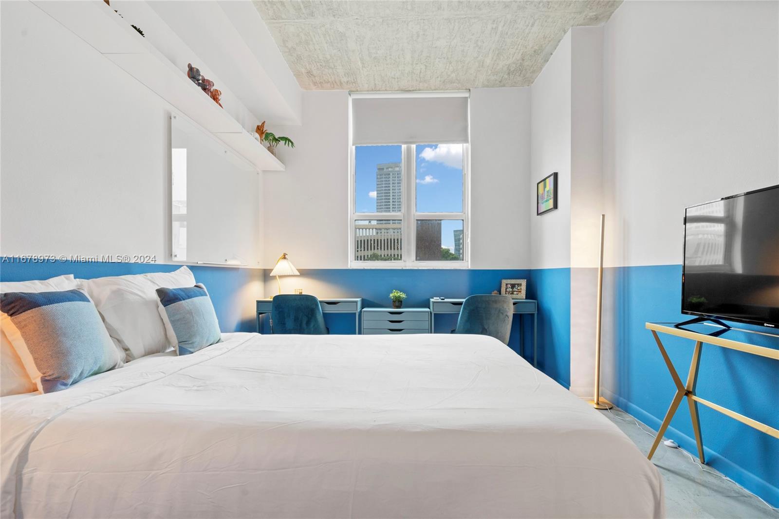 THE LOFT DOWNTOWN CONDO - Residential Lease