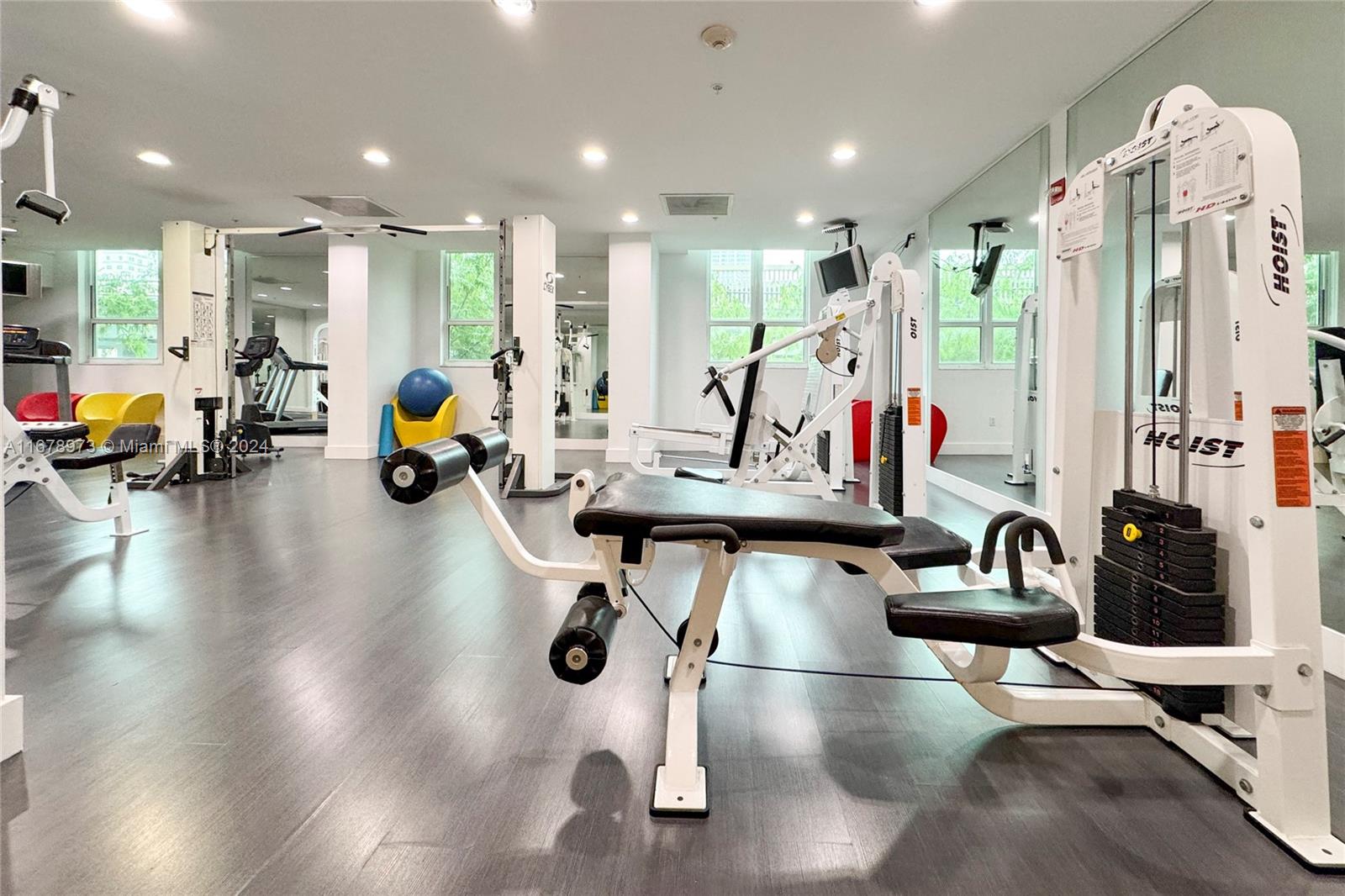 THE LOFT DOWNTOWN CONDO - Residential Lease