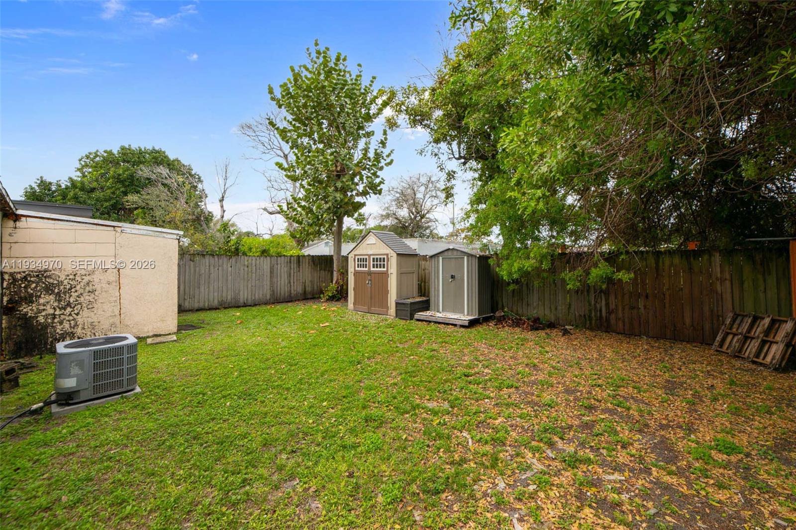 FLORAL PARK - Residential