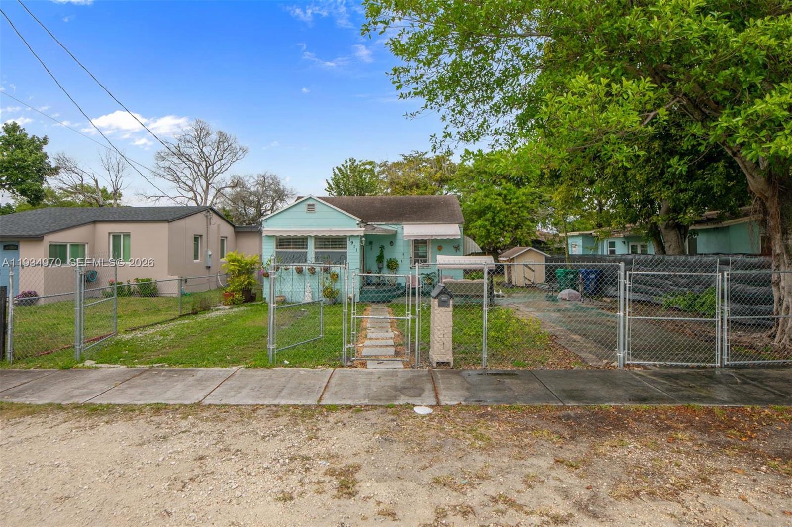 FLORAL PARK - Residential