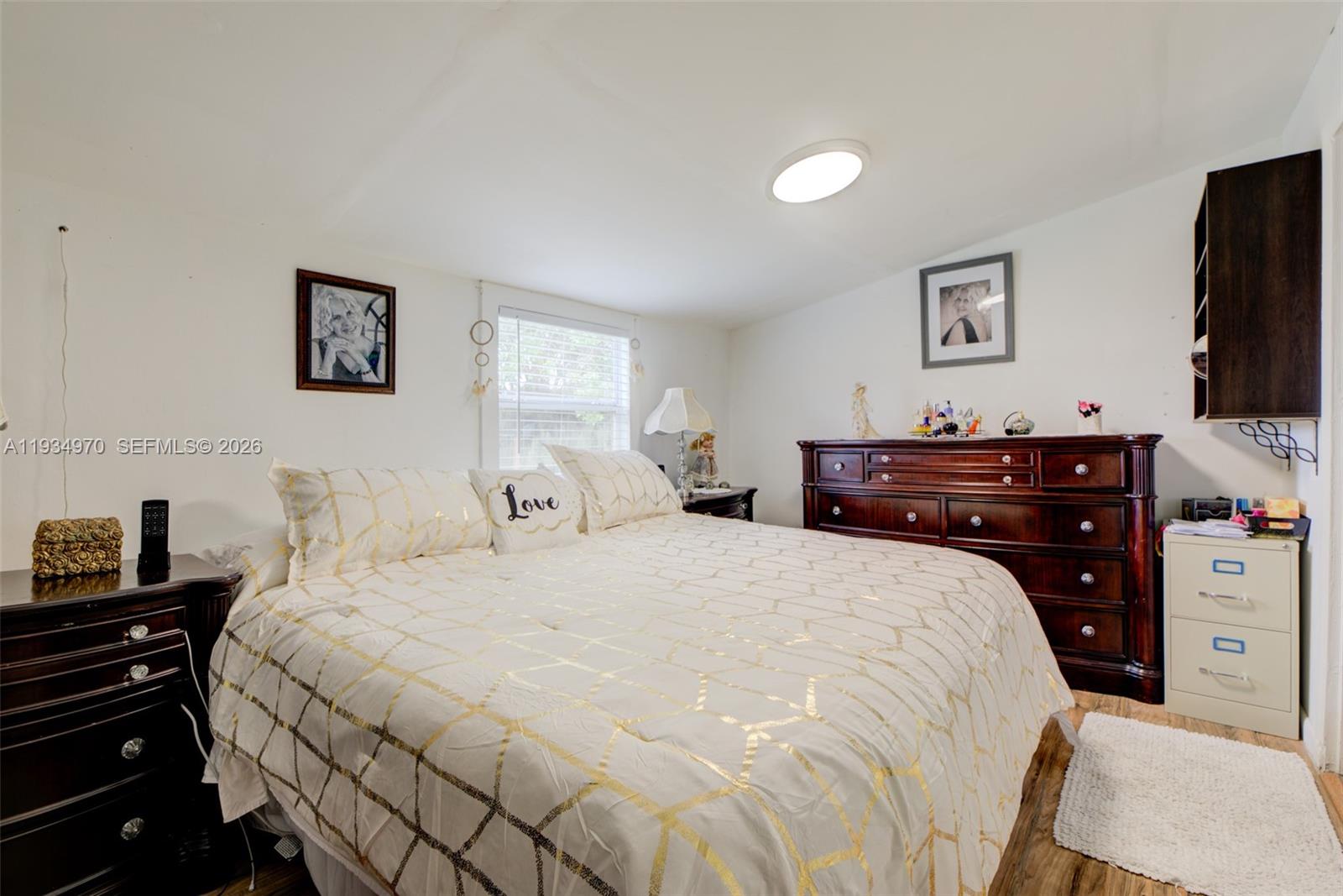 FLORAL PARK - Residential