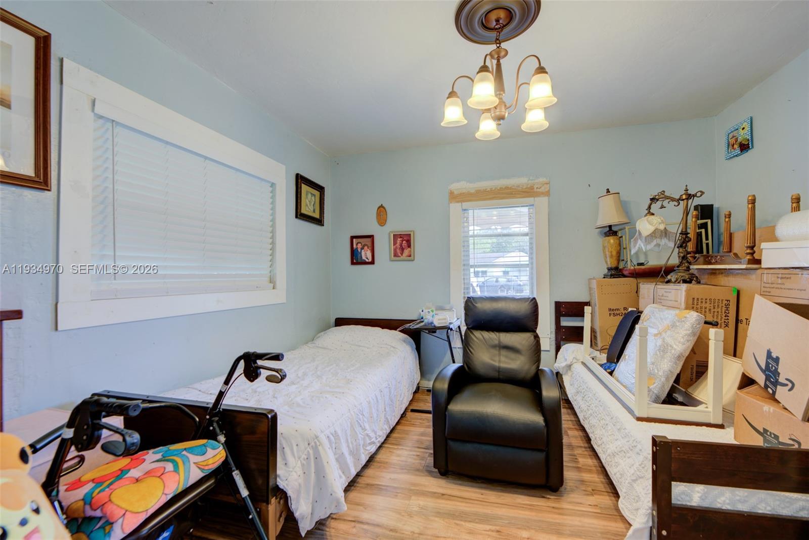 FLORAL PARK - Residential