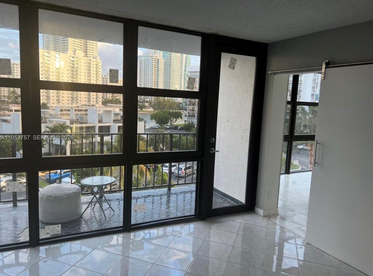 OCEANVIEW PARK CONDO - Residential