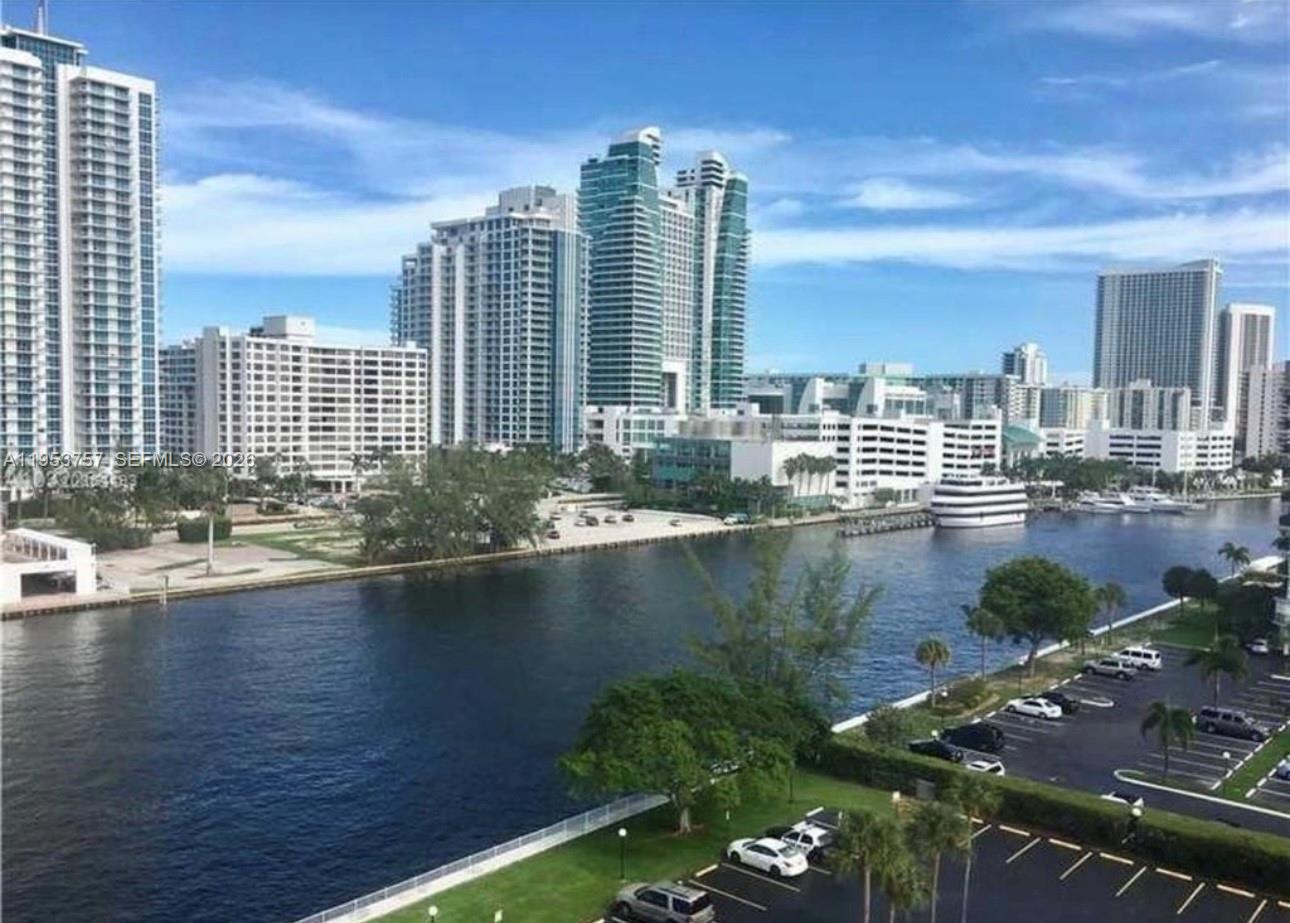 OCEANVIEW PARK CONDO - Residential