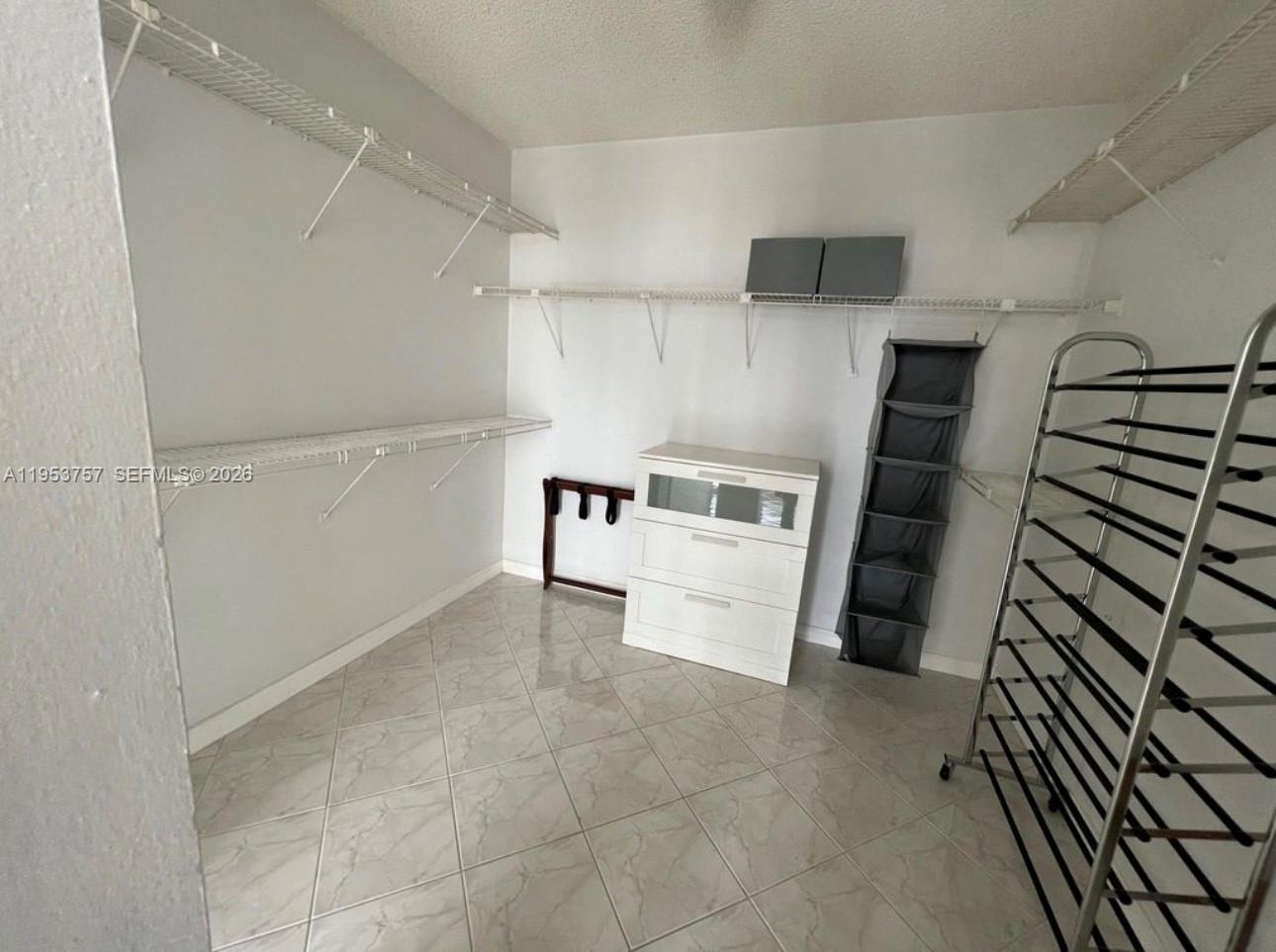 OCEANVIEW PARK CONDO - Residential