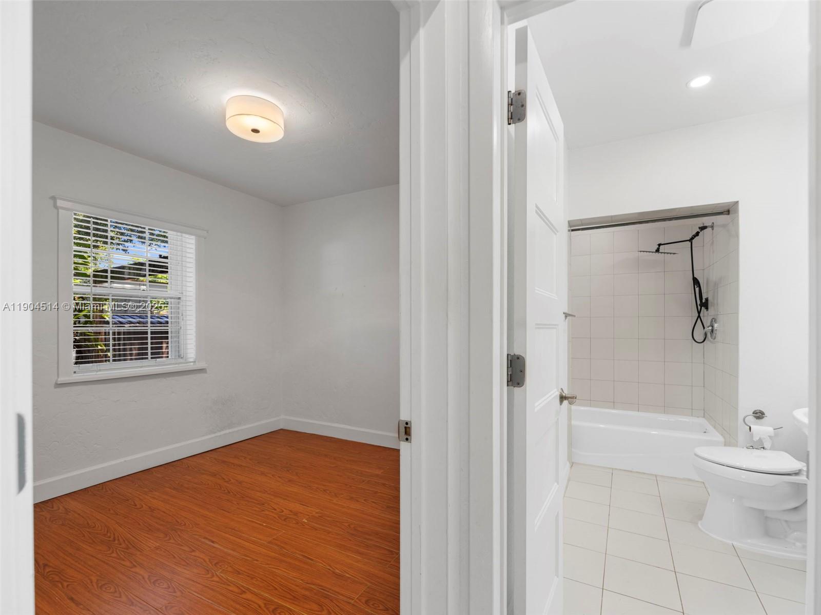 LYNNWOOD NO 2 - Residential Lease