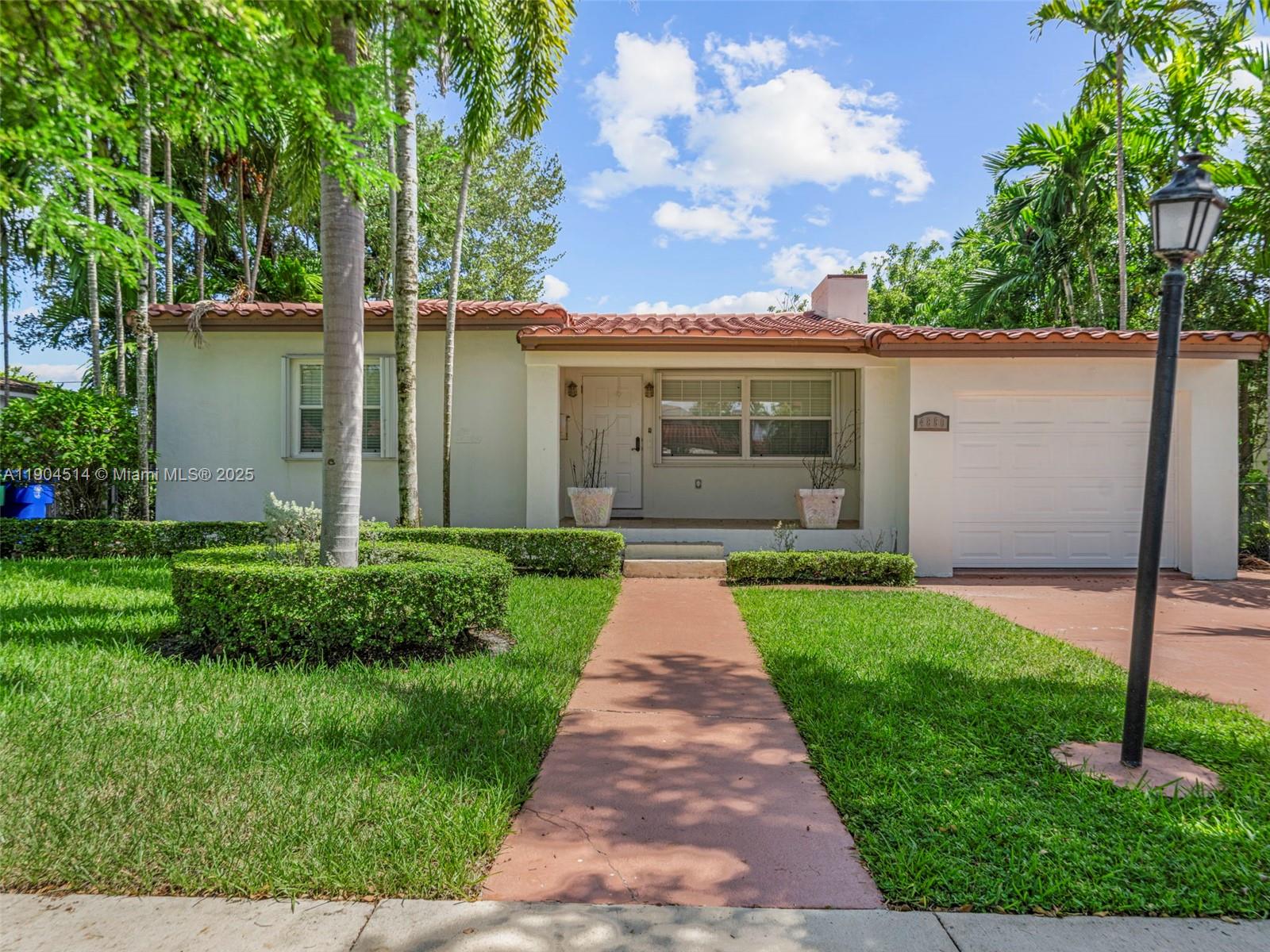 LYNNWOOD NO 2 - Residential Lease