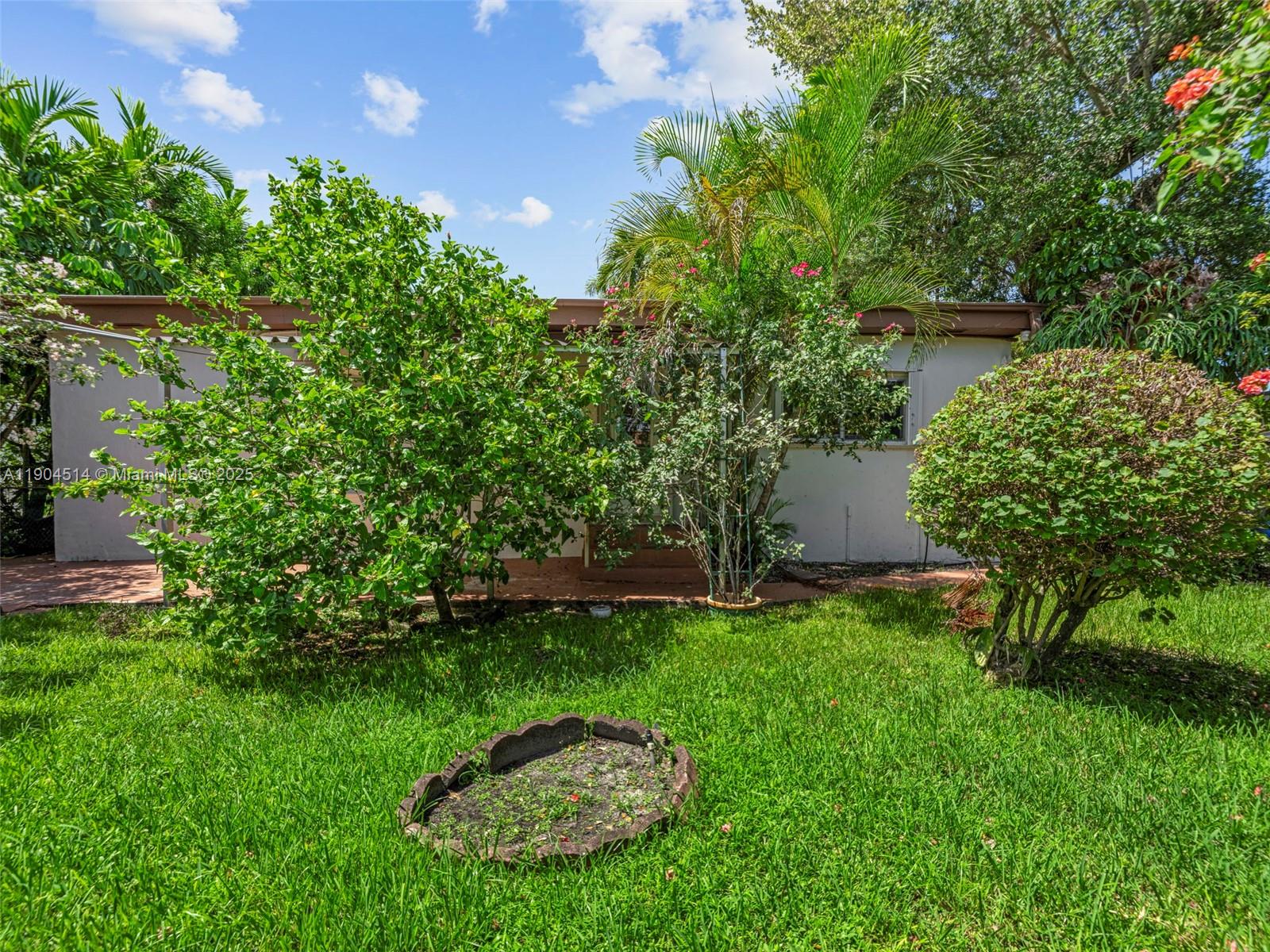 LYNNWOOD NO 2 - Residential Lease