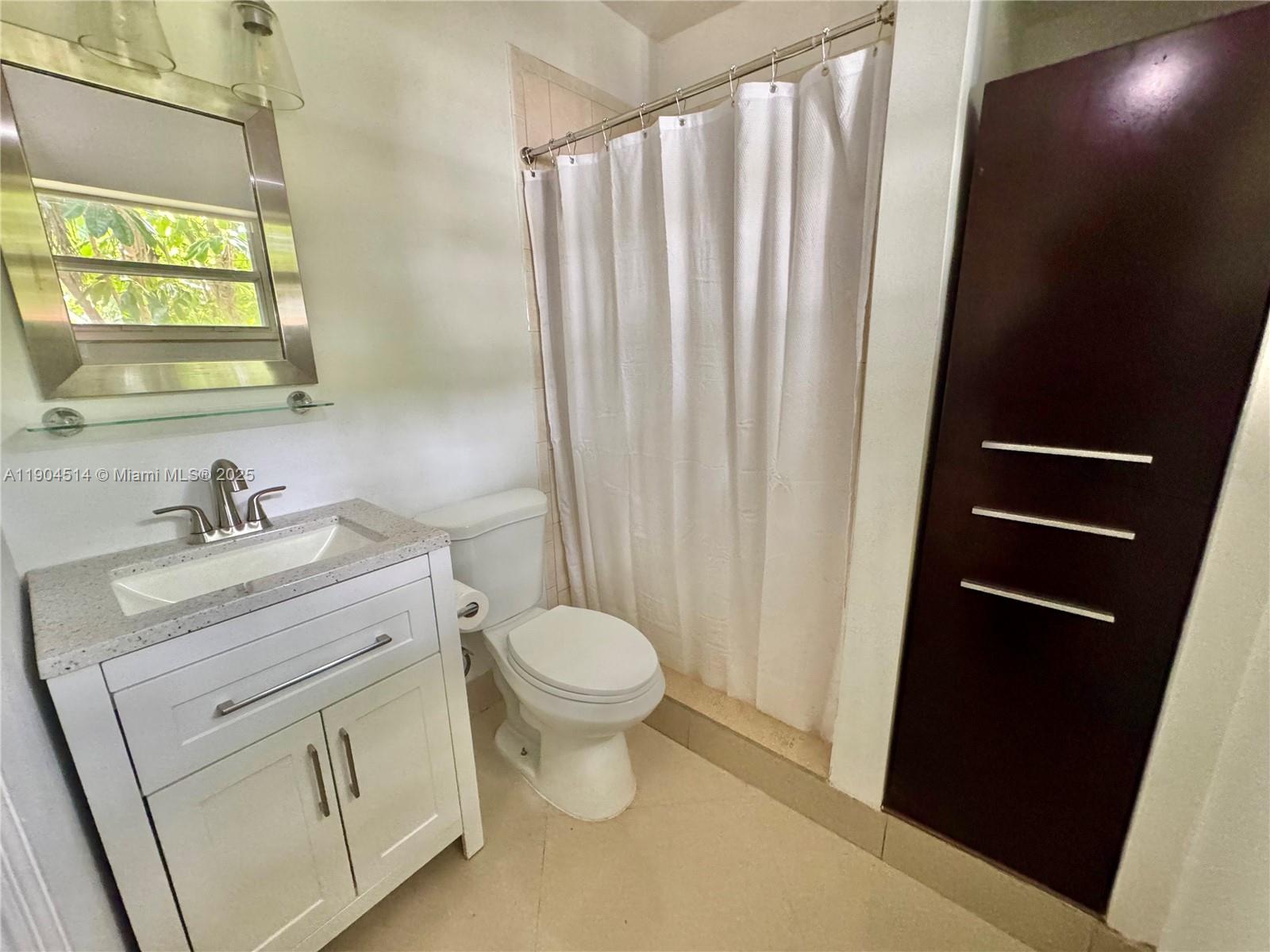 LYNNWOOD NO 2 - Residential Lease