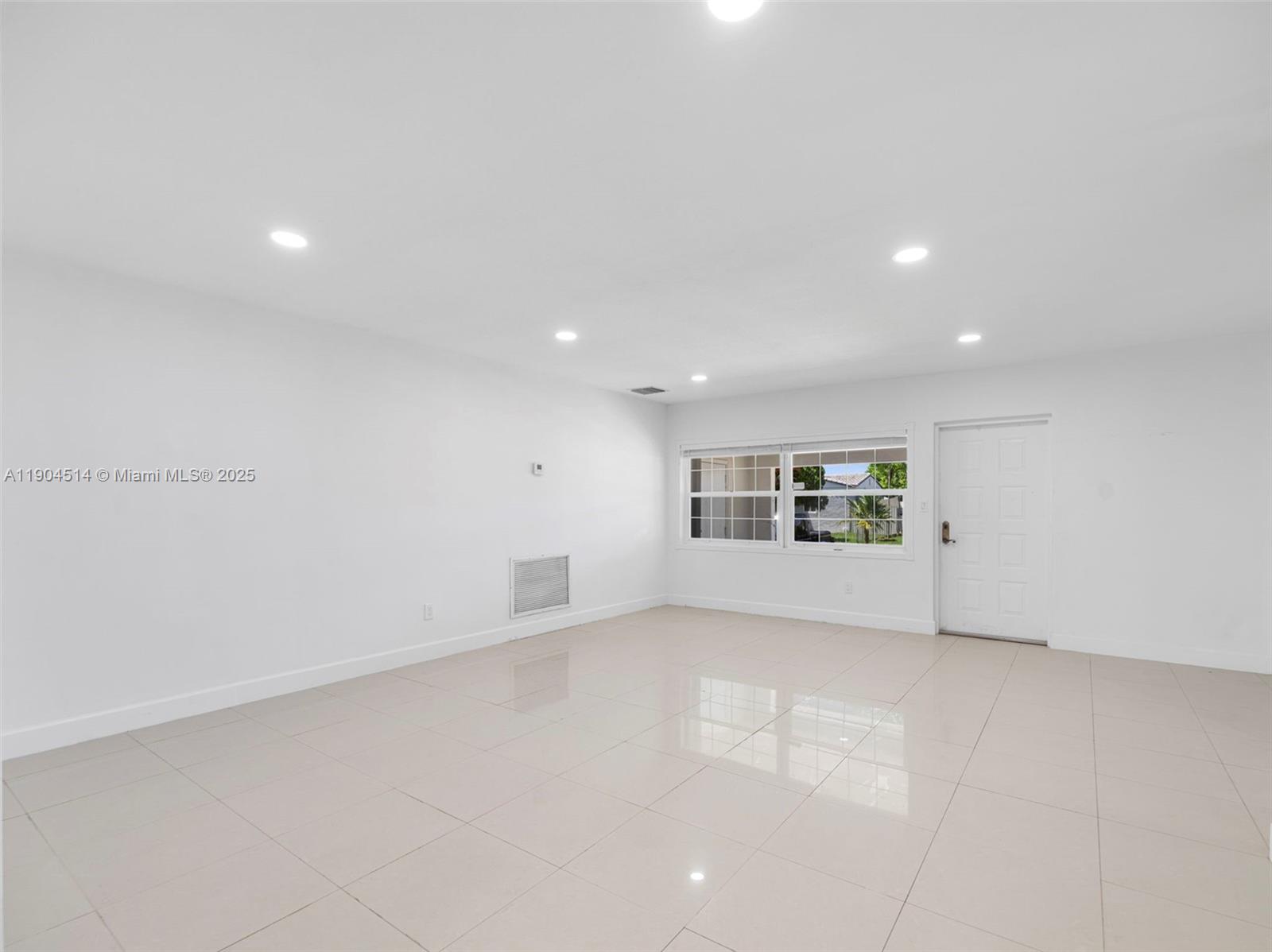 LYNNWOOD NO 2 - Residential Lease