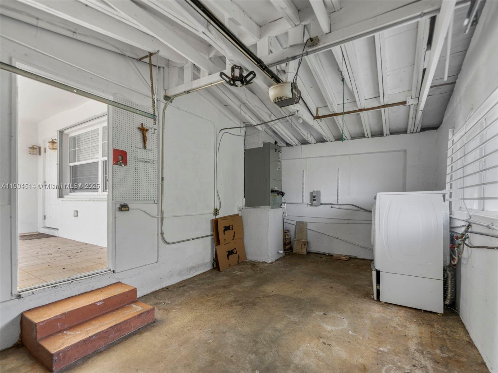 LYNNWOOD NO 2 - Residential Lease