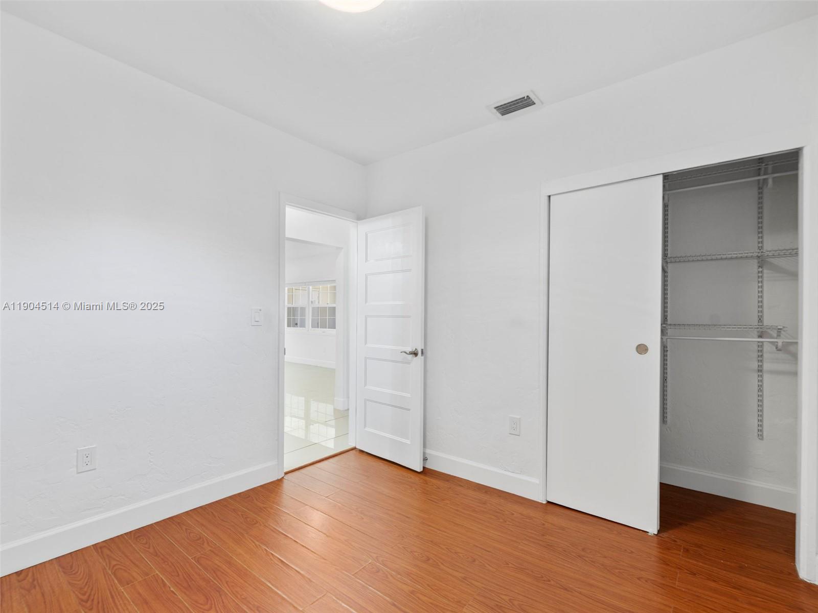 LYNNWOOD NO 2 - Residential Lease