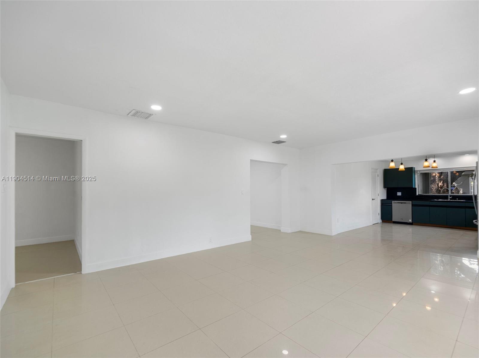 LYNNWOOD NO 2 - Residential Lease