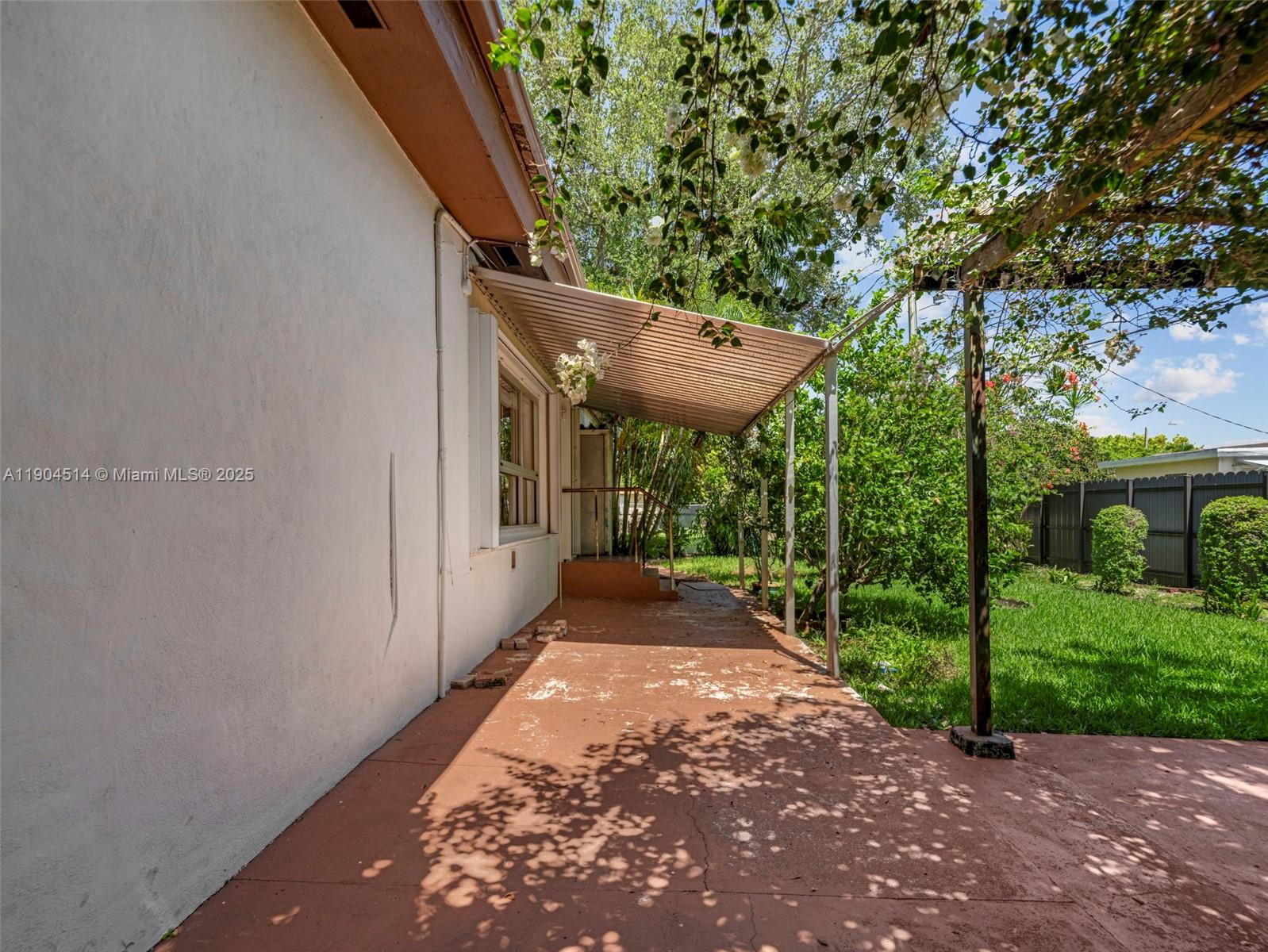 LYNNWOOD NO 2 - Residential Lease