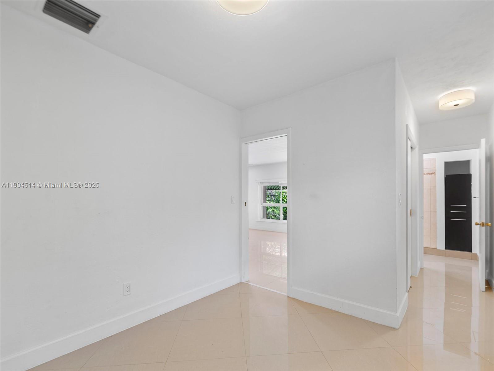 LYNNWOOD NO 2 - Residential Lease