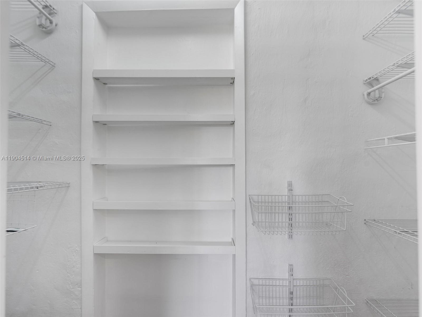 LYNNWOOD NO 2 - Residential Lease