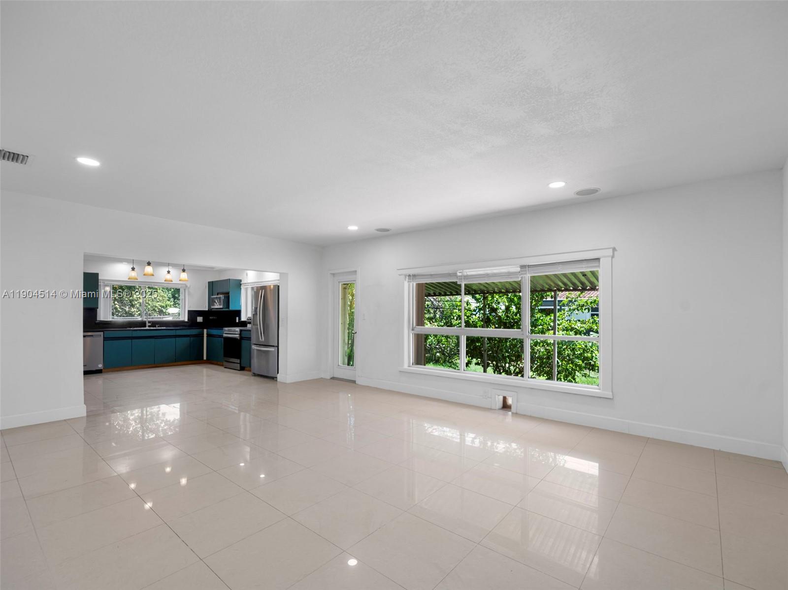 LYNNWOOD NO 2 - Residential Lease