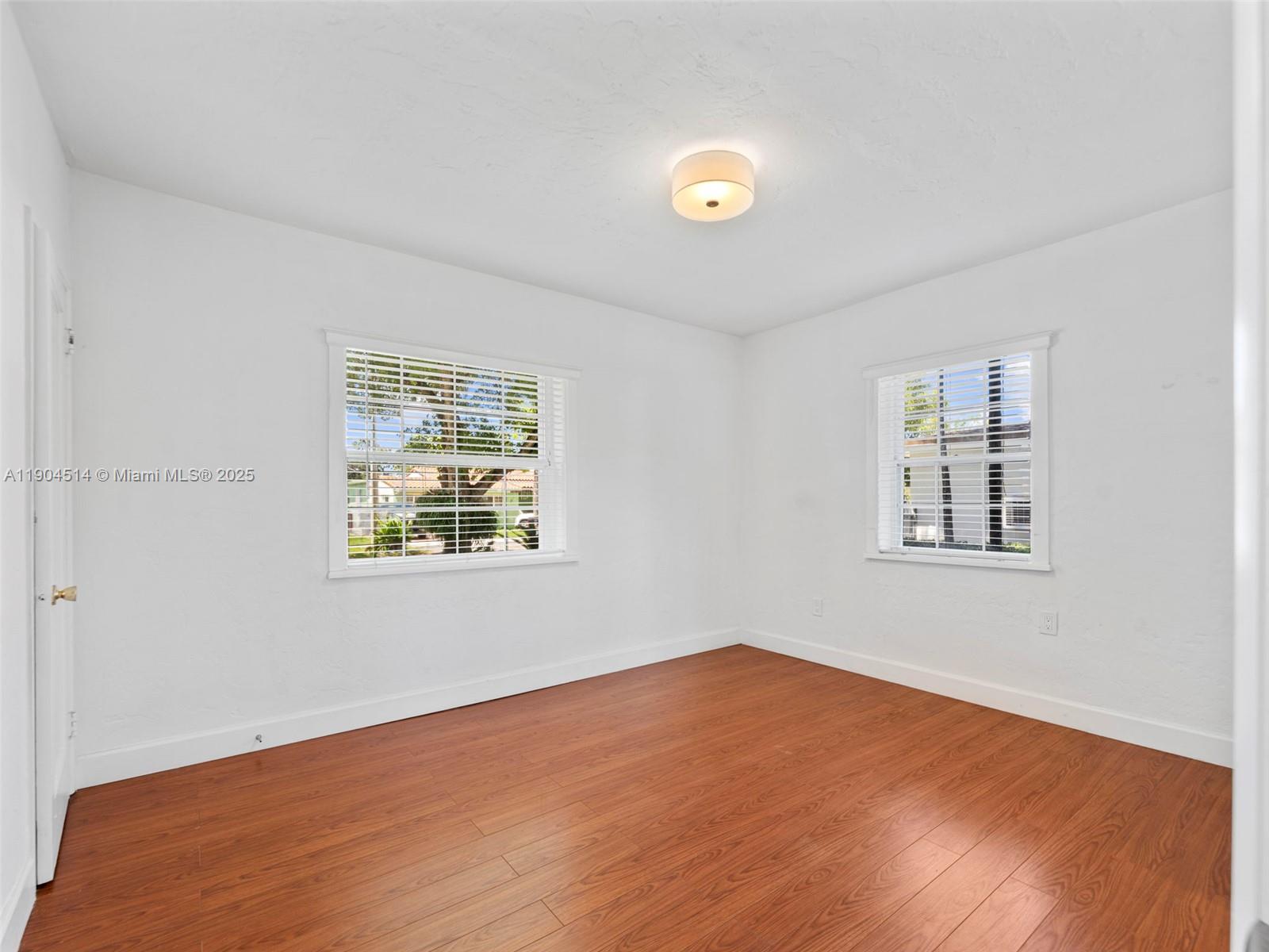 LYNNWOOD NO 2 - Residential Lease