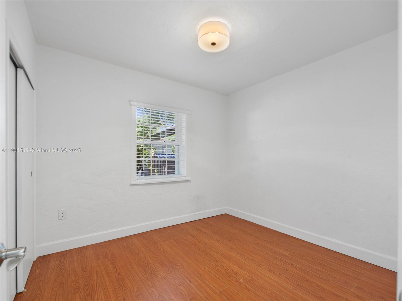 LYNNWOOD NO 2 - Residential Lease