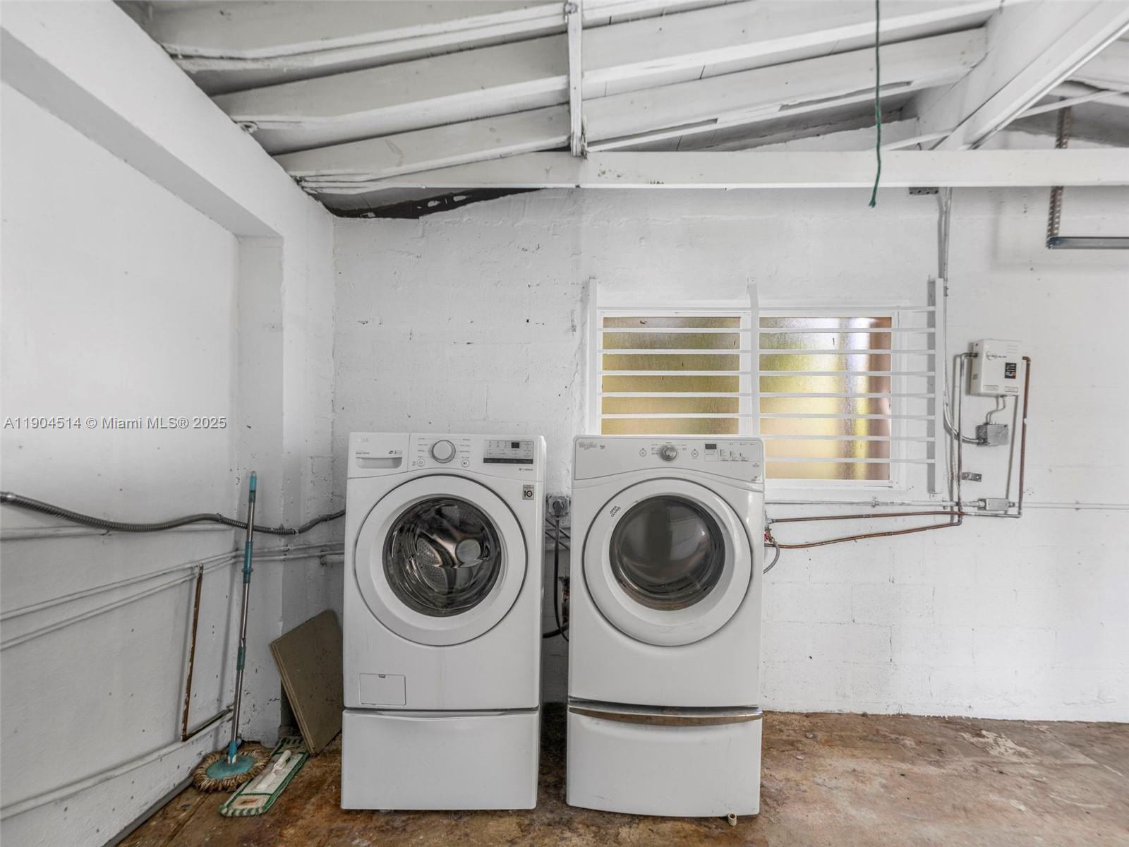 LYNNWOOD NO 2 - Residential Lease