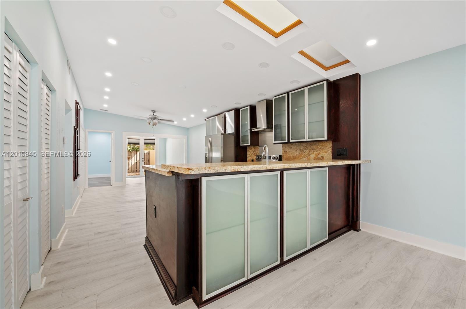 CREEKSIDE VILLAS SEC TWO - Residential Lease