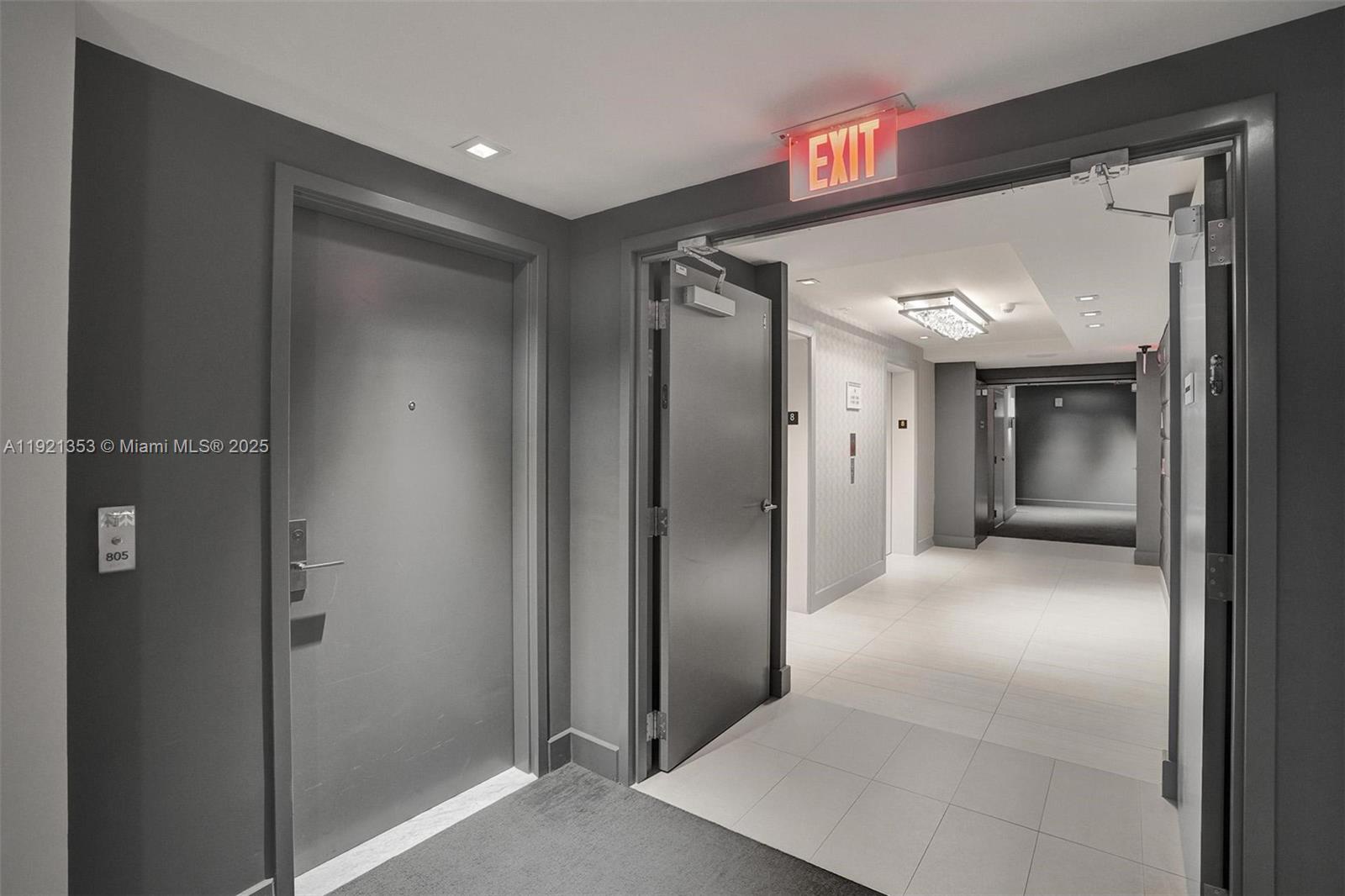 PARQUE TOWERS CONDO - Residential