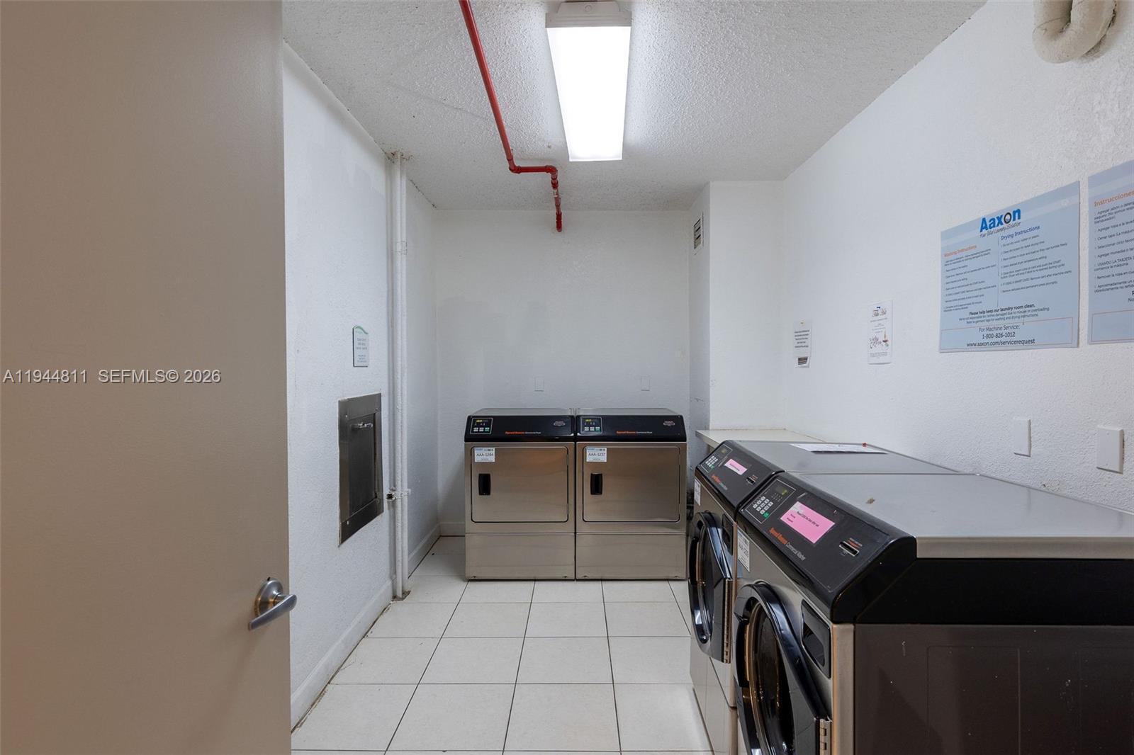 RESIDENCES ON HOLLYWOOD B - Residential