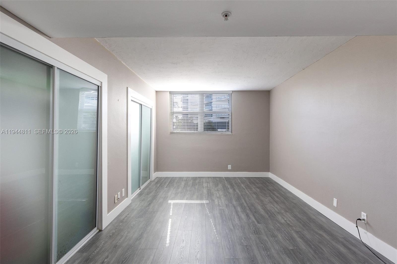 RESIDENCES ON HOLLYWOOD B - Residential