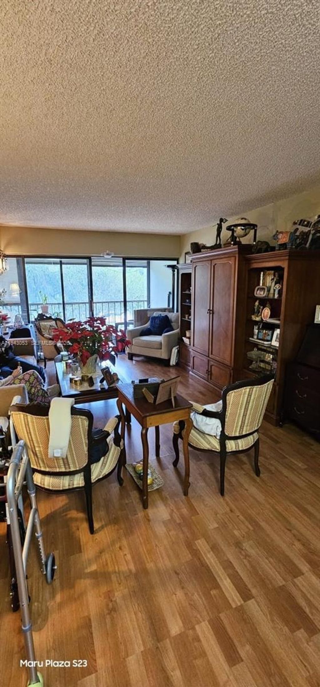 Photo of 200 Lakeview Dr #212, Weston, FL 33326 (MLS # A11943053)