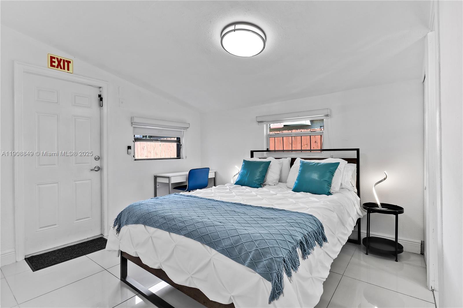 DRIFTWOOD ESTATES NO 6 - Residential Lease