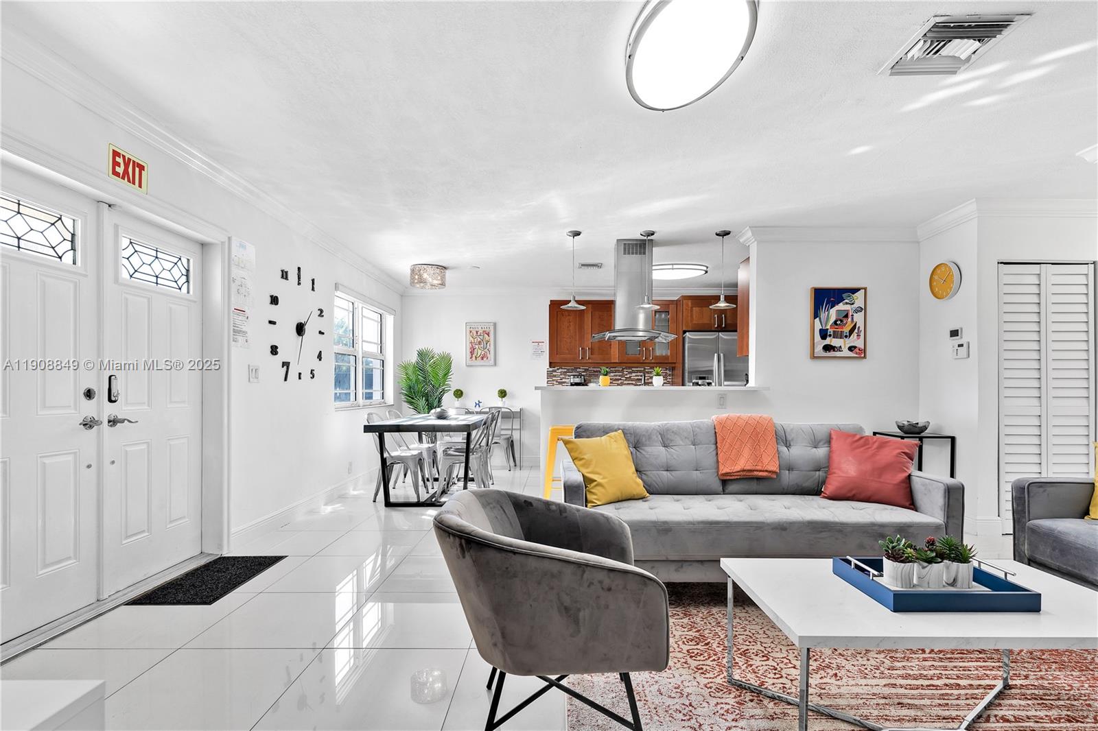 DRIFTWOOD ESTATES NO 6 - Residential Lease