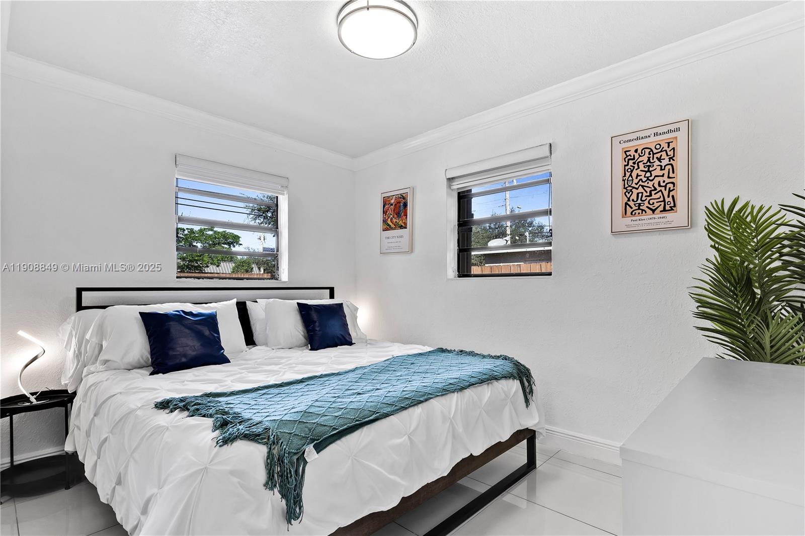 DRIFTWOOD ESTATES NO 6 - Residential Lease