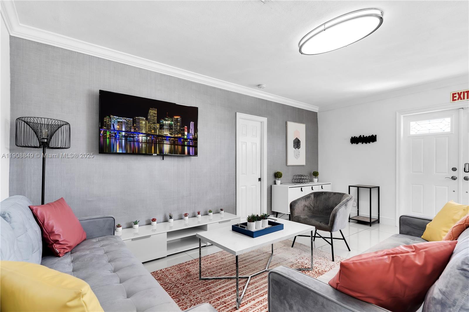 DRIFTWOOD ESTATES NO 6 - Residential Lease