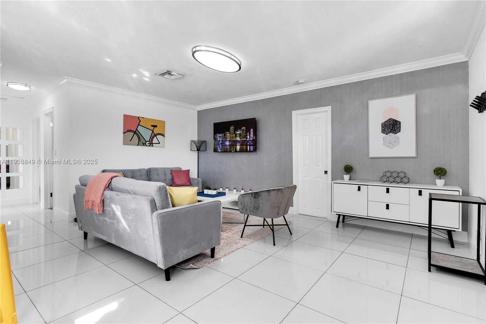 DRIFTWOOD ESTATES NO 6 - Residential Lease