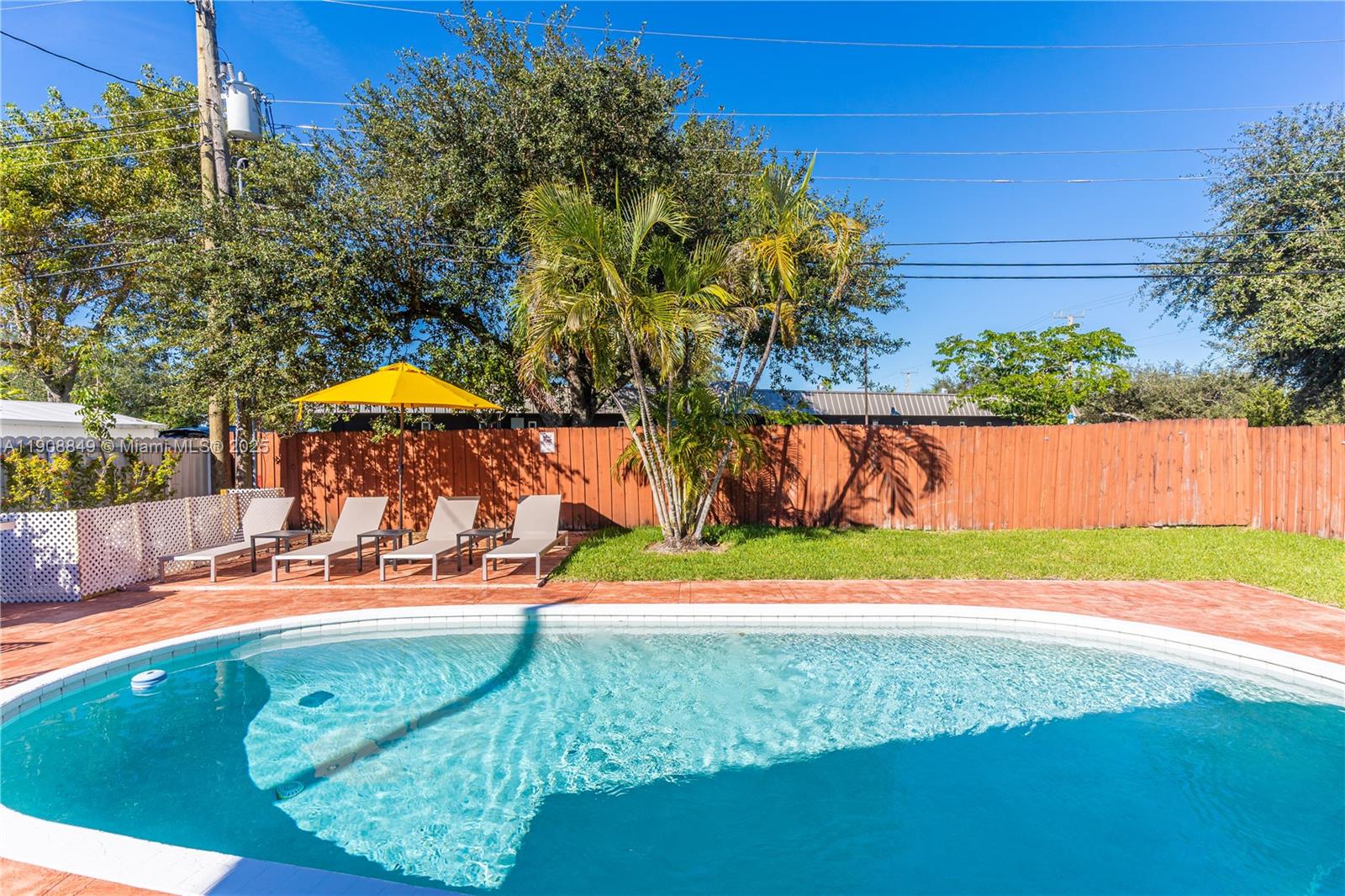 DRIFTWOOD ESTATES NO 6 - Residential Lease