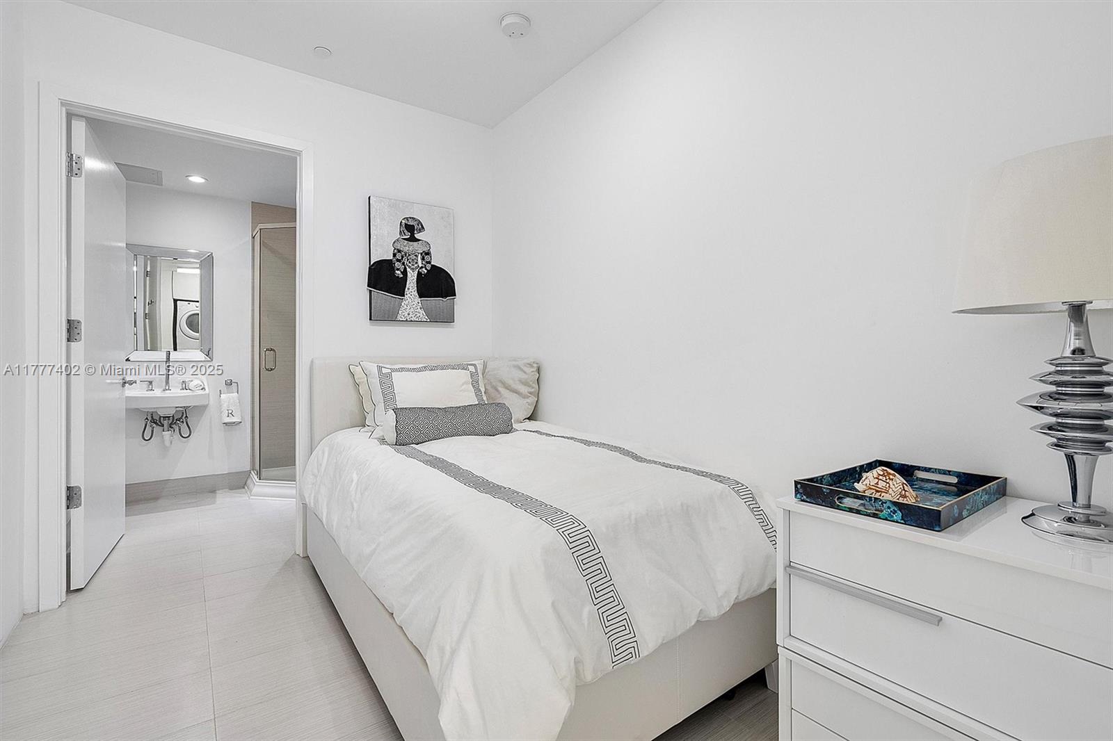 CHATEAU OCEAN CONDO UNIT 1 - Residential