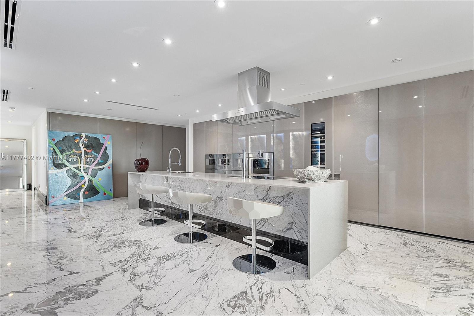 CHATEAU OCEAN CONDO UNIT 1 - Residential
