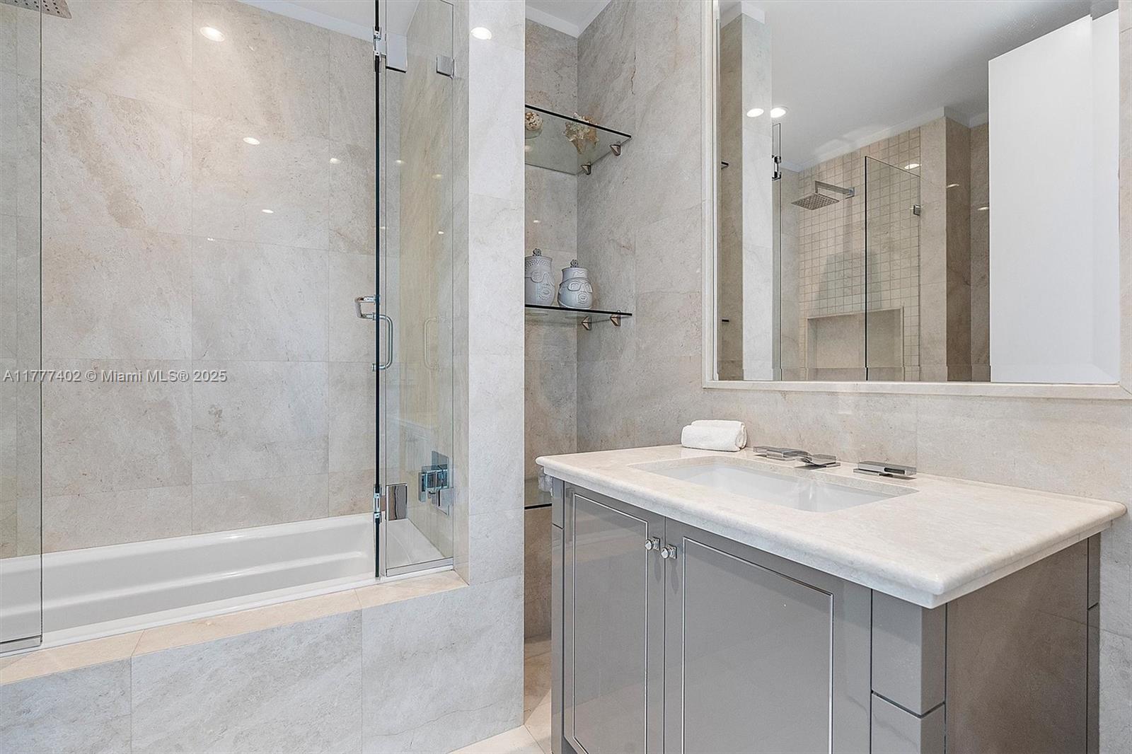 CHATEAU OCEAN CONDO UNIT 1 - Residential