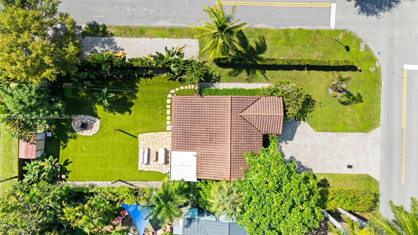 CROISSANT PARK SOUTH RIVE - Residential