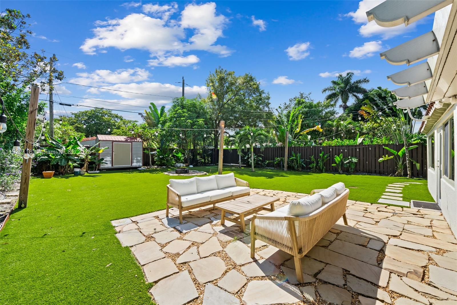 CROISSANT PARK SOUTH RIVE - Residential