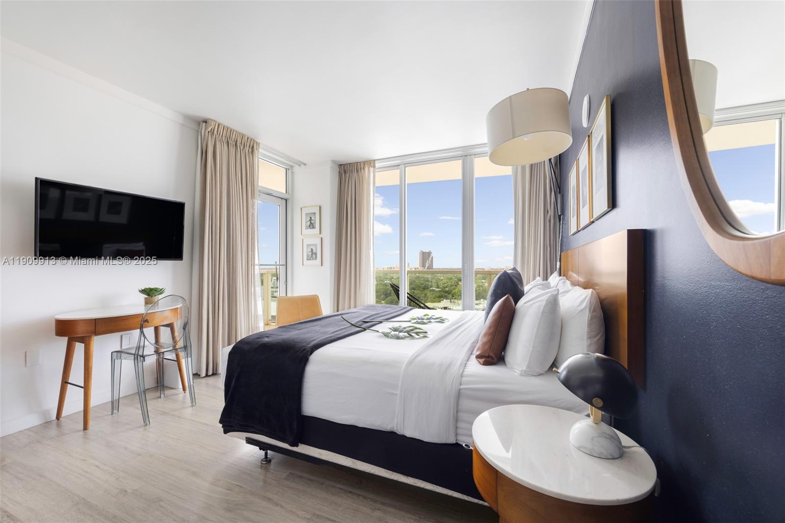 MUTINY PARK CONDO - Residential