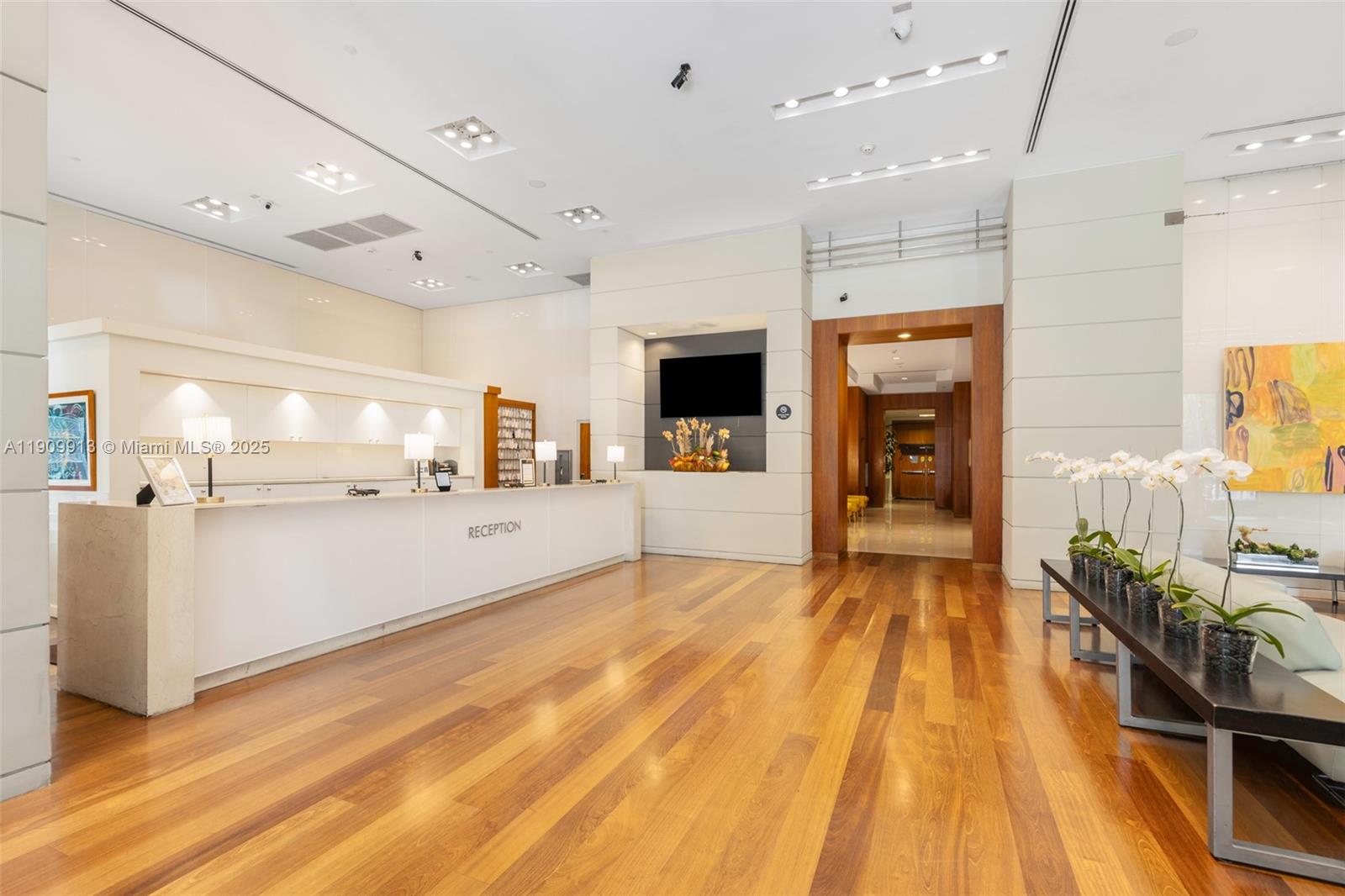 2889 Mcfarlane Rd 1512