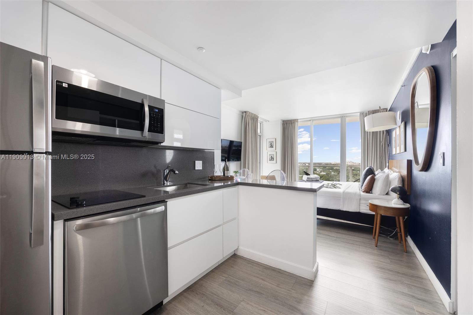 MUTINY PARK CONDO - Residential