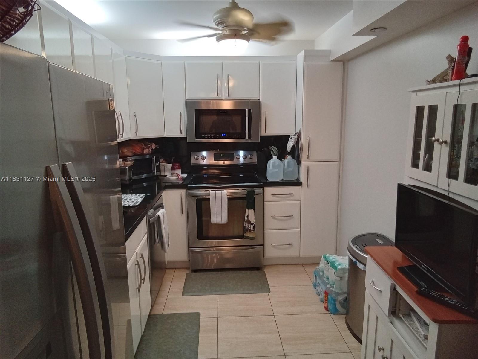 1300 Saint Charles Pl 508