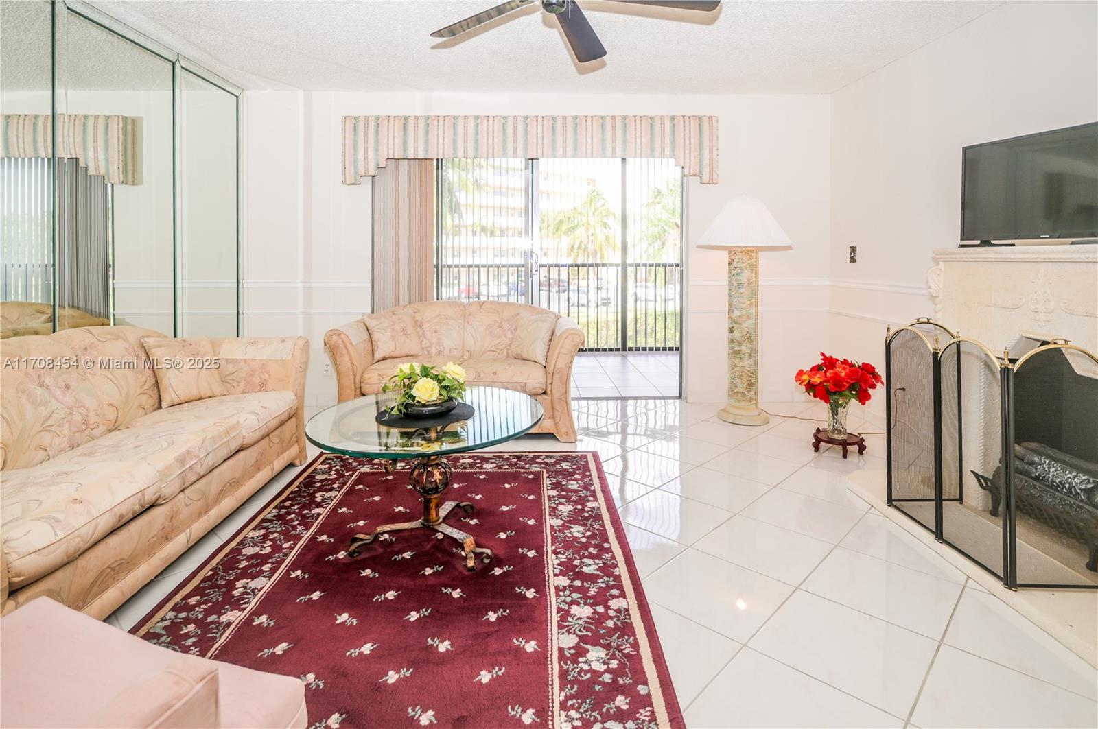 MEADOWBROOK LAKES VIEW CO - Residential