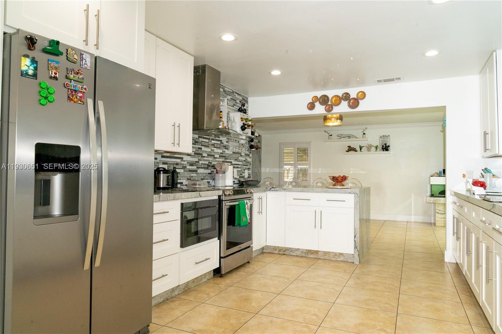 FOUR PALM LAKES AT PEMBRO - Residential