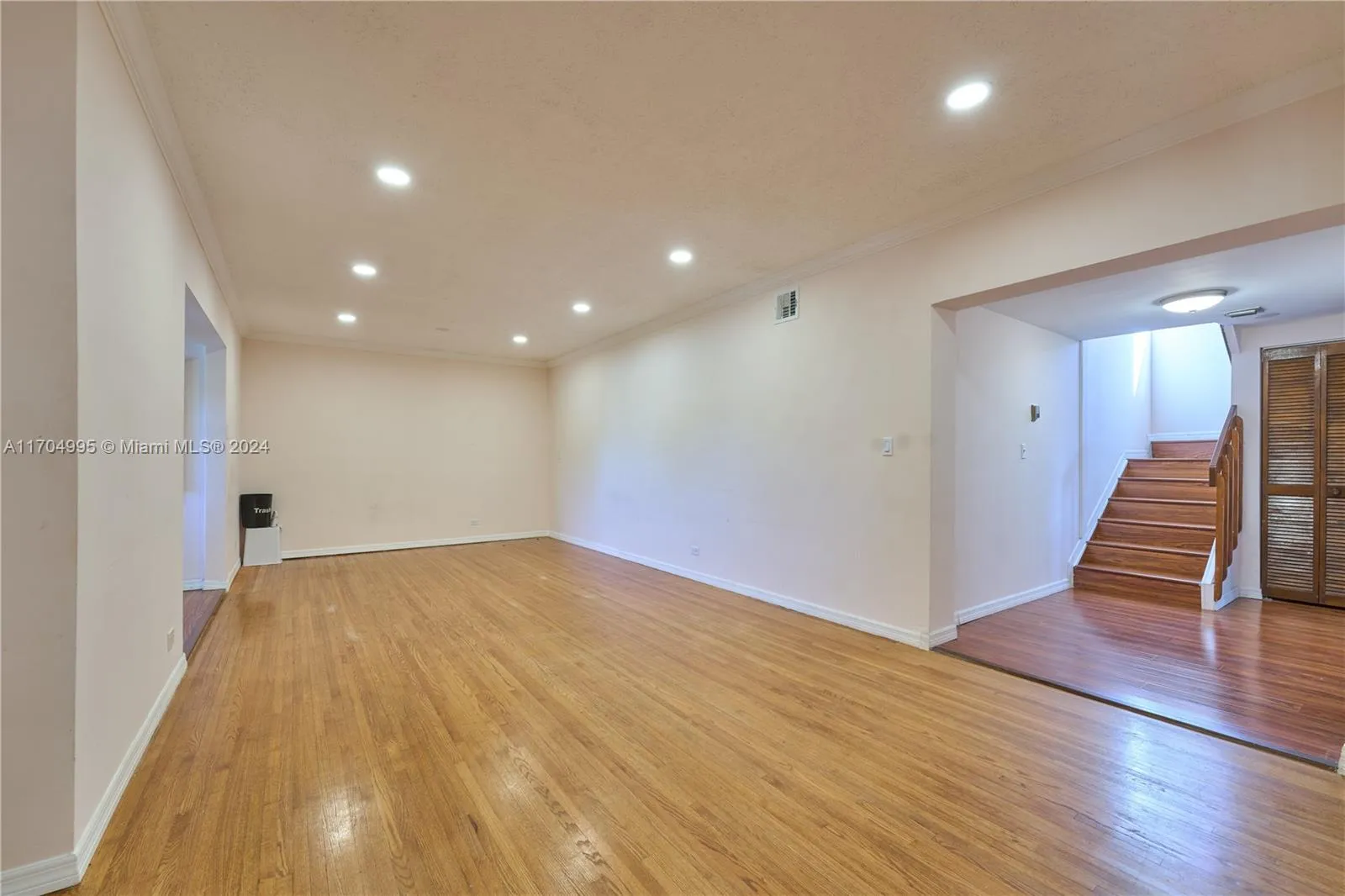 Miami, Florida 33145, United States, 4 Bedrooms Bedrooms, ,3 BathroomsBathrooms,Residential,Active,28285