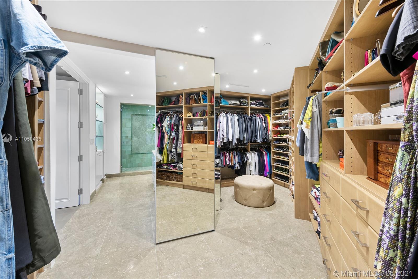 MILLENNIUM TOWER RESIDENC - Residential